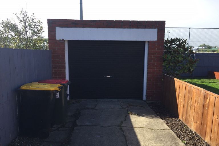 Photo of property in 253 Macandrew Road, Forbury, Dunedin, 9012