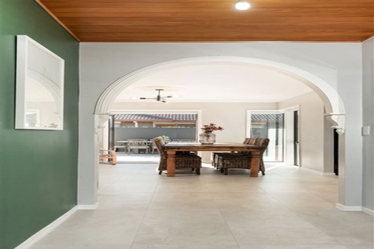 Photo of property in 37 Reilly Avenue, Mount Maunganui, 3116