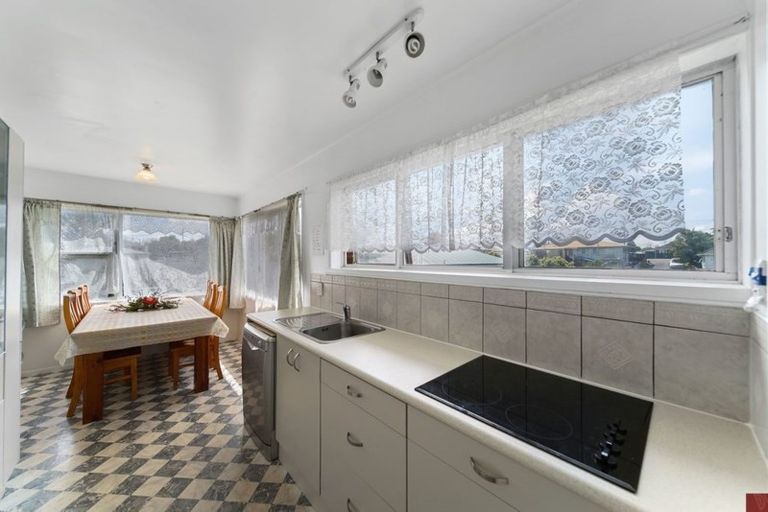 Photo of property in 130a Browns Road, Manurewa, Auckland, 2102