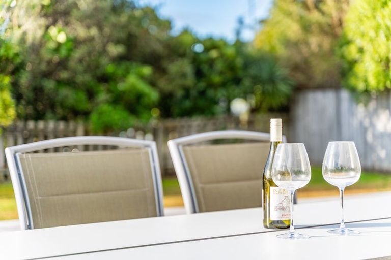 Photo of property in 44 Seabreeze Road, Mangawhai Heads, Mangawhai, 0505