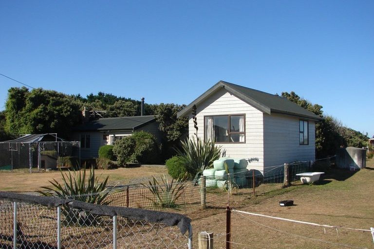 Photo of property in 81 Oki Street, Oreti Beach, Invercargill, 9879