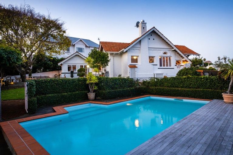 Photo of property in 7 Cobden Lane, Bluff Hill, Napier, 4110