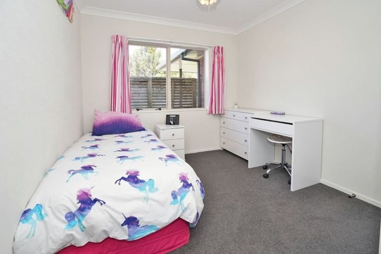 Photo of property in 15 Halcione Close, Flagstaff, Hamilton, 3210