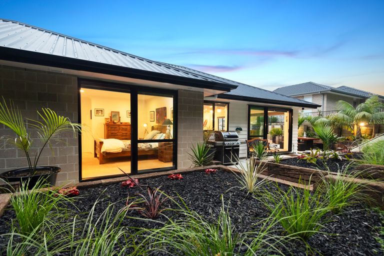 Photo of property in 33 Northwood Close, Warkworth, 0910