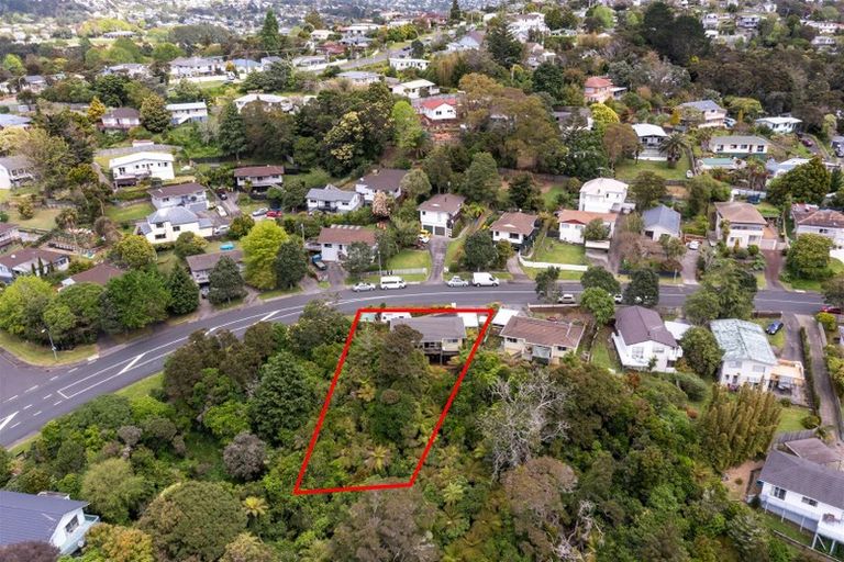 Photo of property in 94 Spinella Drive, Bayview, Auckland, 0629