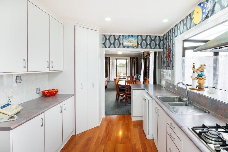 Photo of property in 52 Sherwill Street, Feilding, 4702