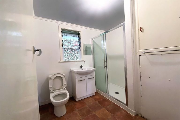 Photo of property in 11 Clare Place, Mount Wellington, Auckland, 1060