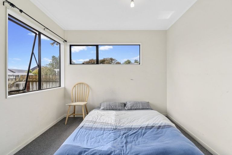 Photo of property in 125 Bruce Mclaren Road, Henderson, Auckland, 0612