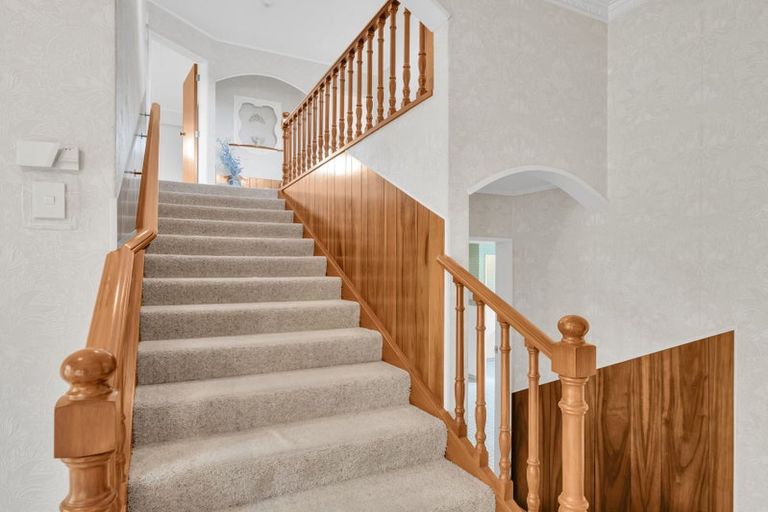 Photo of property in 10 Pollen Street, Woodville, 4920