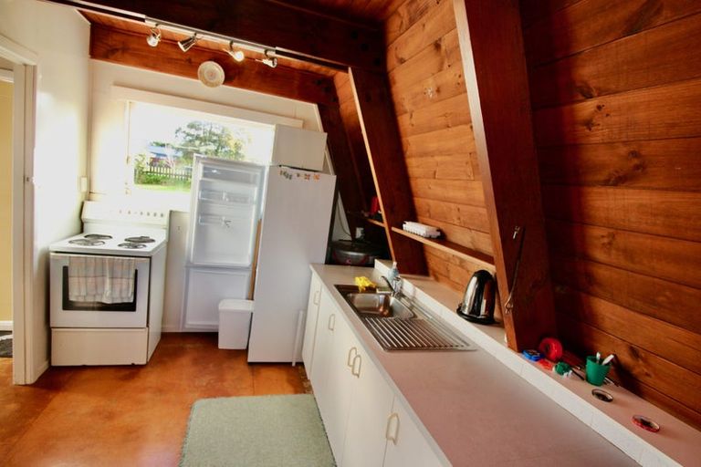 Photo of property in 152 Cook Drive, Whitianga, 3510