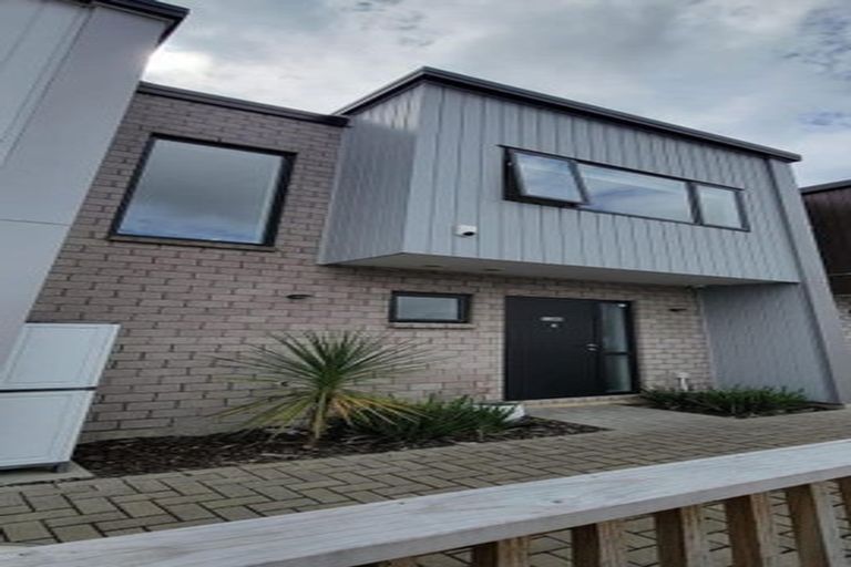 Photo of property in 138b Tiriwa Drive, Massey, Auckland, 0614