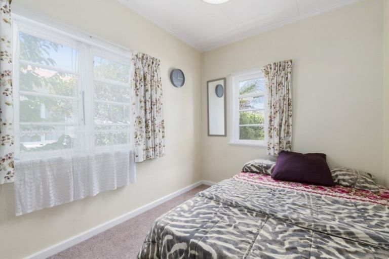 Photo of property in 8 Meadows Avenue, Waiwhetu, Lower Hutt, 5010