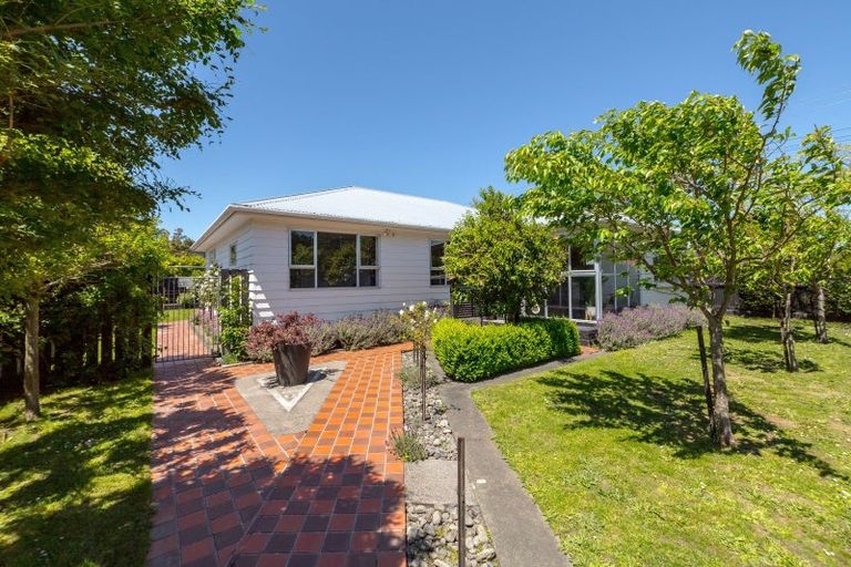Photo of property in 9 Moore Street, Featherston, 5710
