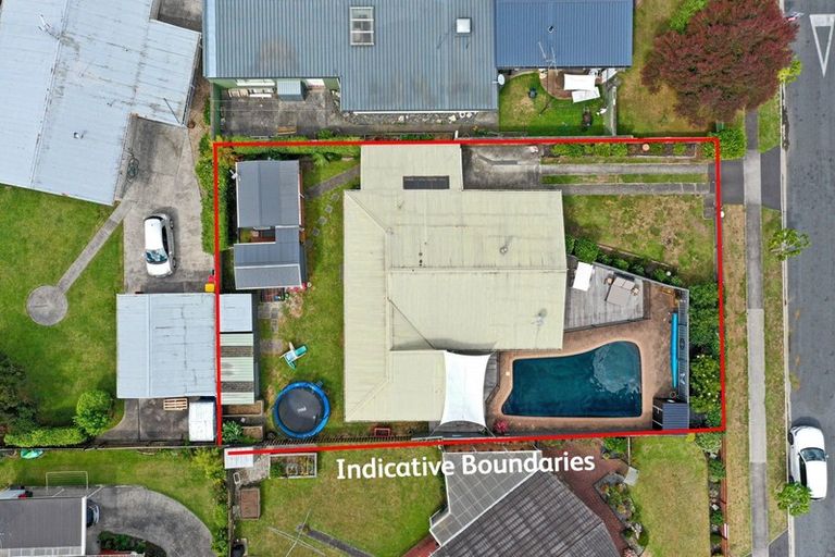 Photo of property in 2 Morrow Avenue, St Andrews, Hamilton, 3200