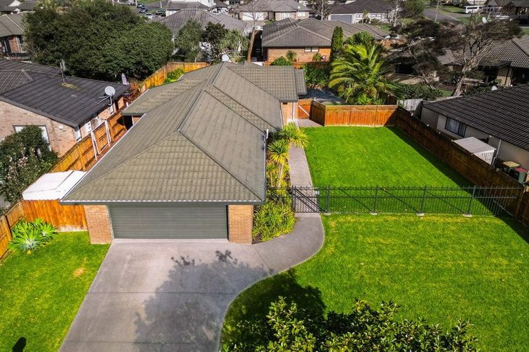 Photo of property in 12 Redcastle Drive, East Tamaki, Auckland, 2013