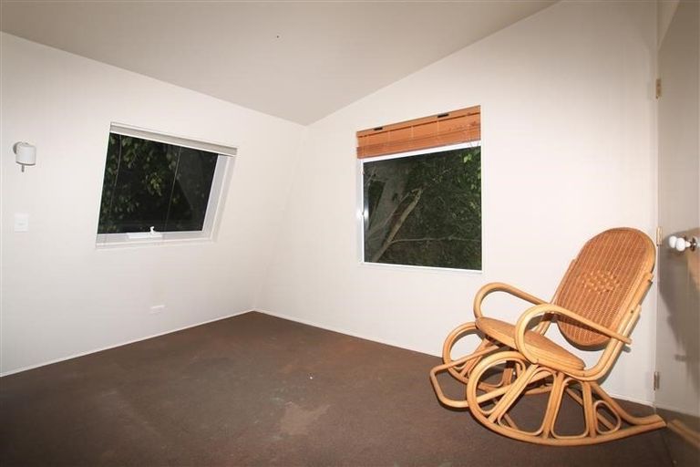 Photo of property in 55 Pemberton Avenue, Bayview, Auckland, 0629