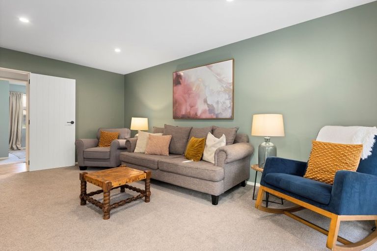 Photo of property in 7a Sequoia Place, Parklands, Christchurch, 8083