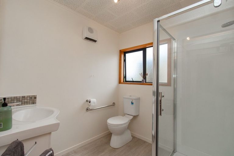 Photo of property in 12 Elmslie Place, Owhata, Rotorua, 3010