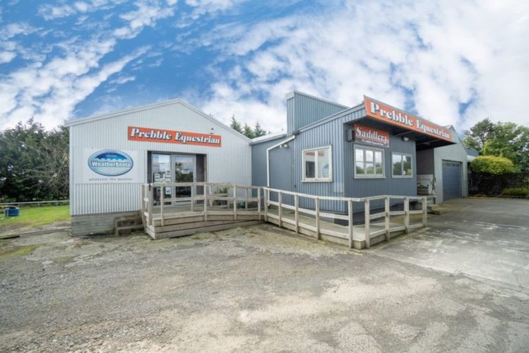 Photo of property in 422 Gillespies Line, Kairanga, Palmerston North, 4475