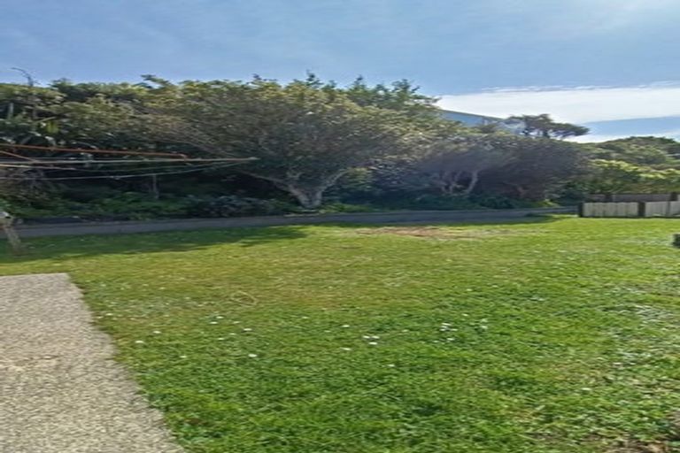 Photo of property in 49 Cortina Avenue, Johnsonville, Wellington, 6037