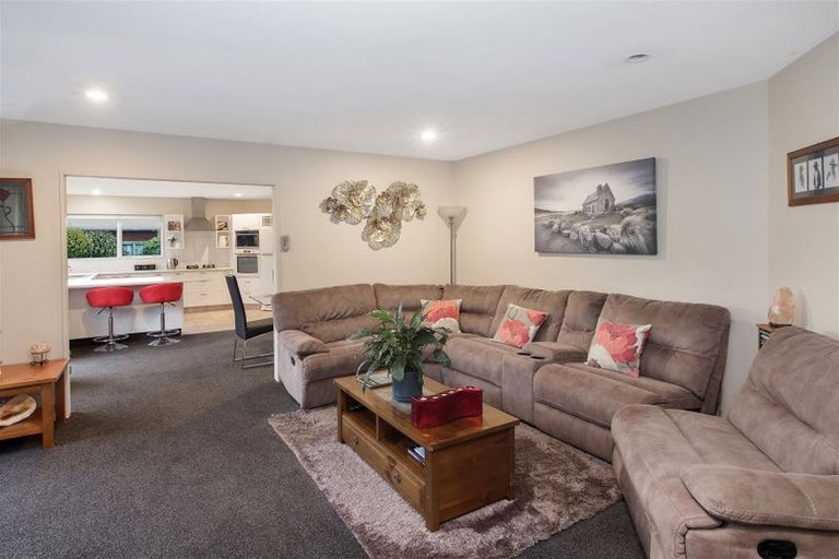 Photo of property in 12 Matthews Street, Kaiapoi, 7630