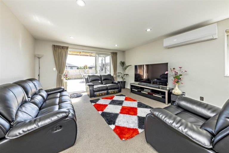 Photo of property in 384 Ormiston Road, Flat Bush, Auckland, 2019