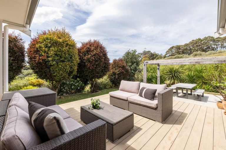 Photo of property in 1300 Waimarama Road, Waimarama, Havelock North, 4294
