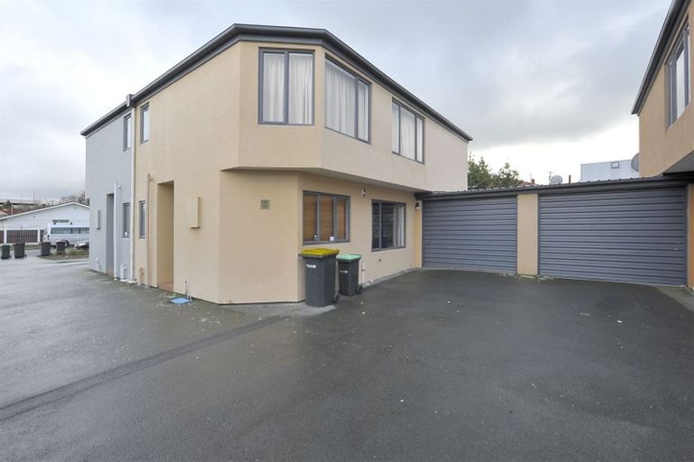 Photo of property in 2/90 Picton Avenue, Riccarton, Christchurch, 8011