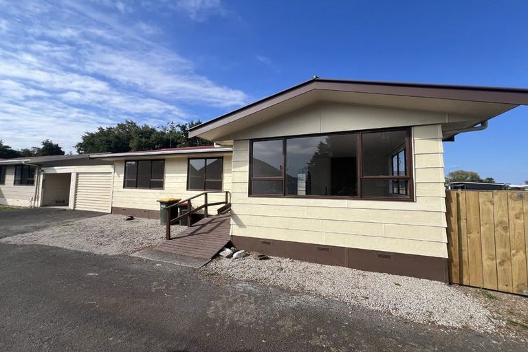 Photo of property in 45 Karen Crescent, Dinsdale, Hamilton, 3204