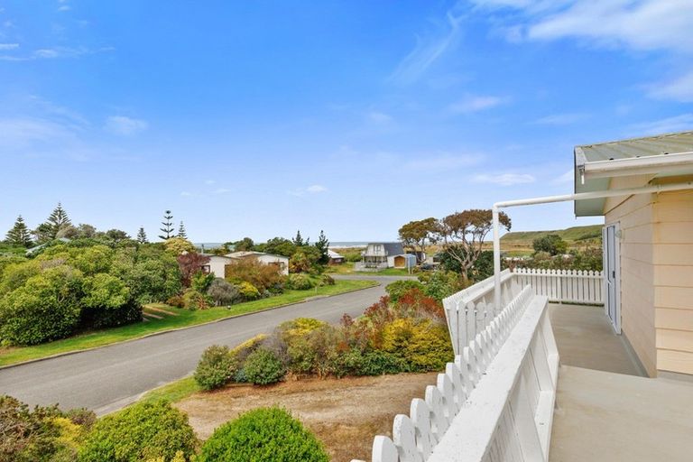 Photo of property in 16 Tamarisk Drive, Riversdale Beach, Masterton, 5872