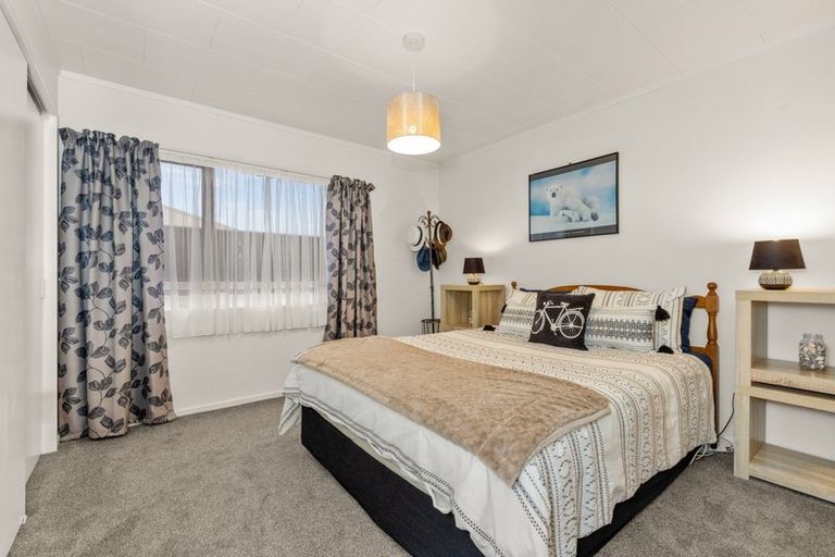 Photo of property in 1a Blenheim Street, Taradale, Napier, 4112