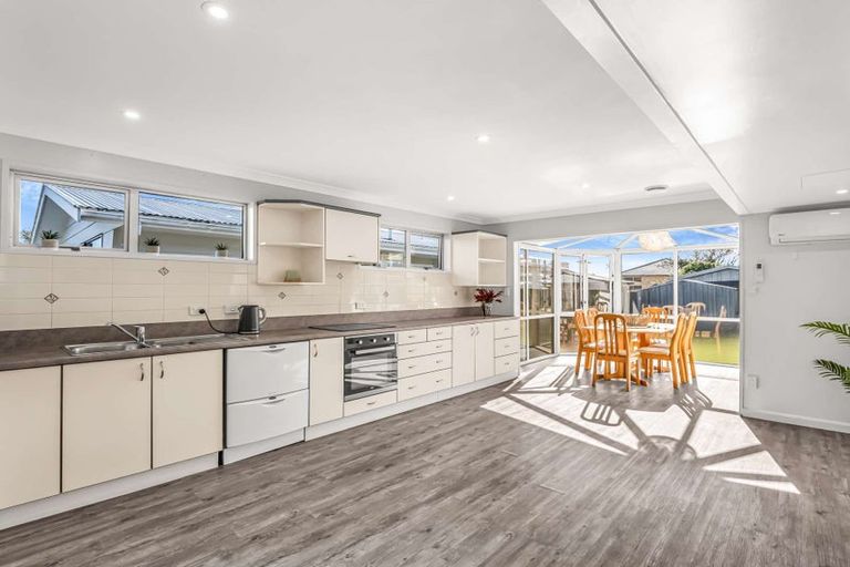 Photo of property in 37 Flemington Avenue, North New Brighton, Christchurch, 8083