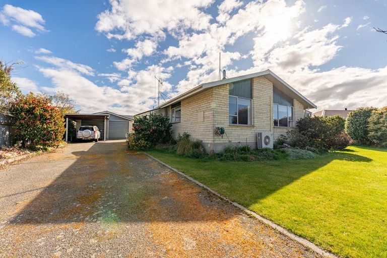 Photo of property in 10 Gorge Road, Waimate, 7924
