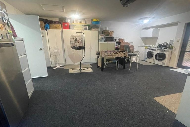 Photo of property in 64 Sandwick Drive, Weymouth, Auckland, 2103