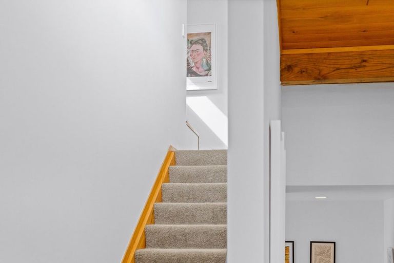 Photo of property in 190a Hutchinson Avenue, New Lynn, Auckland, 0600