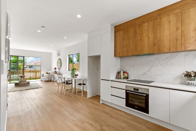 Photo of property in 20a Fairdene Avenue, Henderson, Auckland, 0610