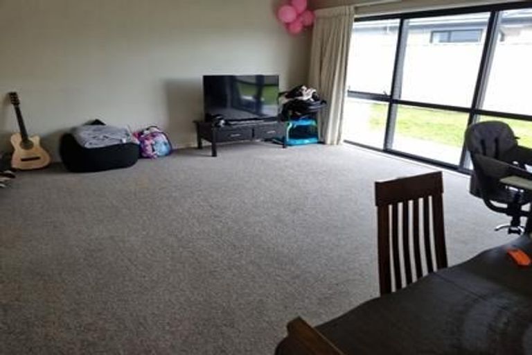 Photo of property in 30 Rothwell Drive, Rolleston, 7615