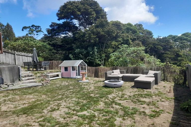 Photo of property in 1/28 Kestrel Heights, Arkles Bay, Whangaparaoa, 0932