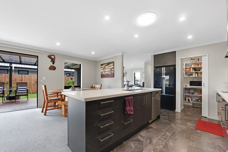 Photo of property in 100 Iwa Street, Mapua, 7005