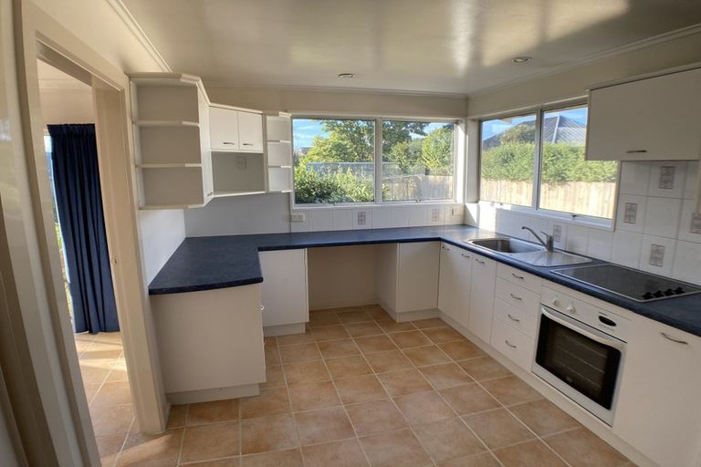 Photo of property in 55 Winters Road, Redwood, Christchurch, 8051