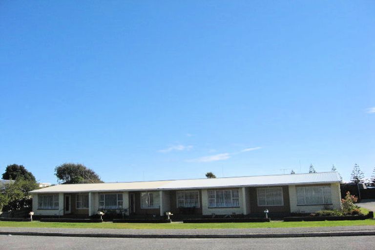 Photo of property in 4/86 Tasman Street, Karoro, Greymouth, 7805