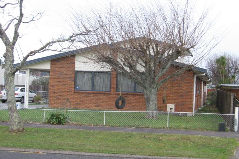 Photo of property in 11 Livingstone Avenue, Nawton, Hamilton, 3200