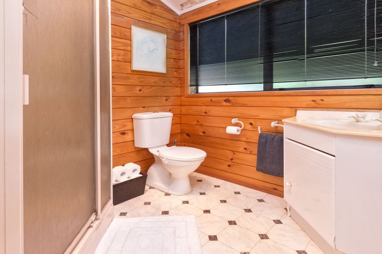 Photo of property in 1/47 Headcorn Place, Botany Downs, Auckland, 2010