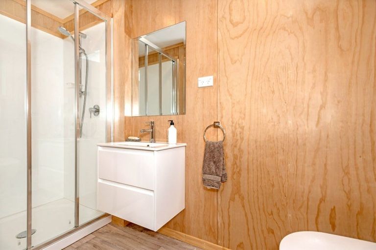 Photo of property in 53 Grant Road, Whataupoko, Gisborne, 4010