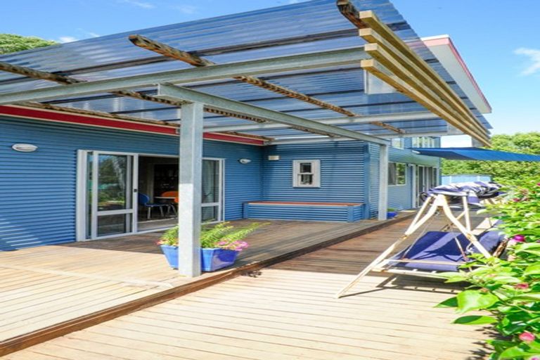 Photo of property in 404 Marine Drive, Charteris Bay, Lyttelton, 8971