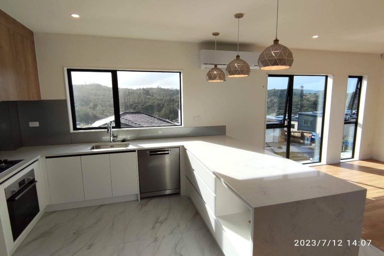 Photo of property in 10 Ringi Lane, Orewa, 0931