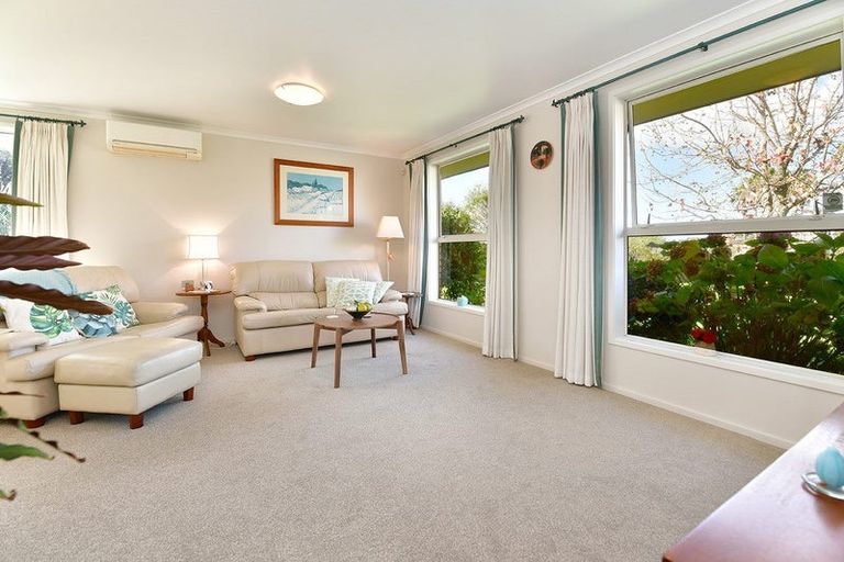Photo of property in 9 Robinia Place, Snells Beach, 0920