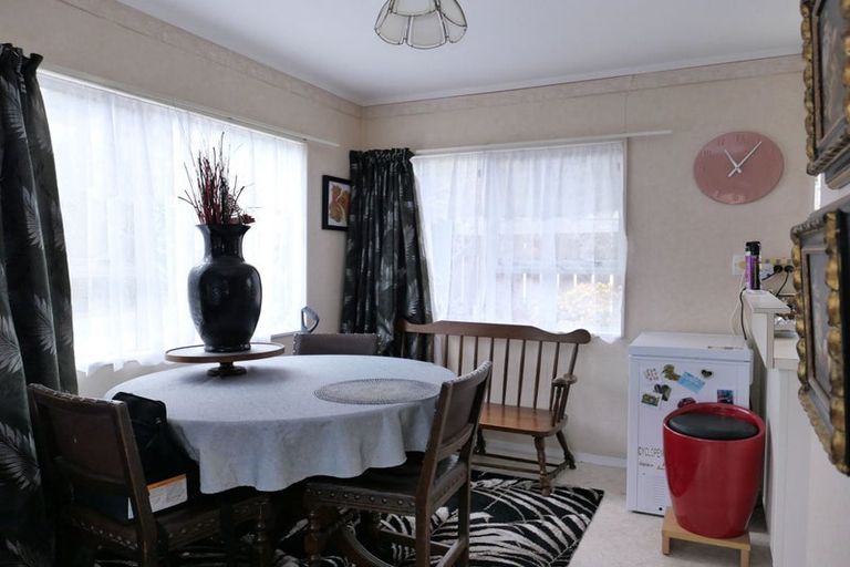 Photo of property in 15 Kaimanawa Street, Paraparaumu, 5032