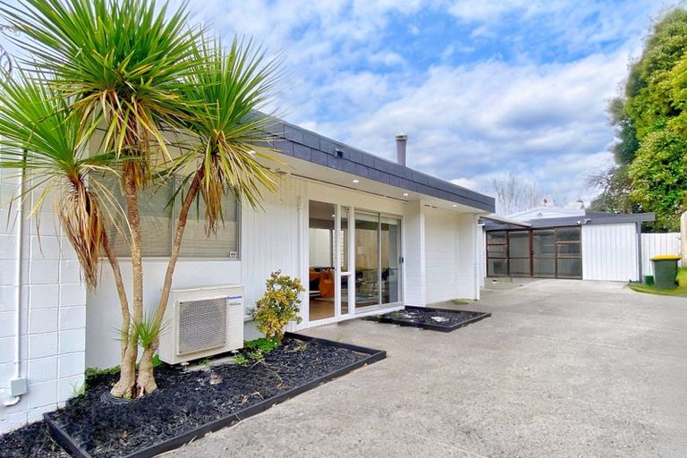 Photo of property in 2/8 Wilbur Place, Pakuranga Heights, Auckland, 2010