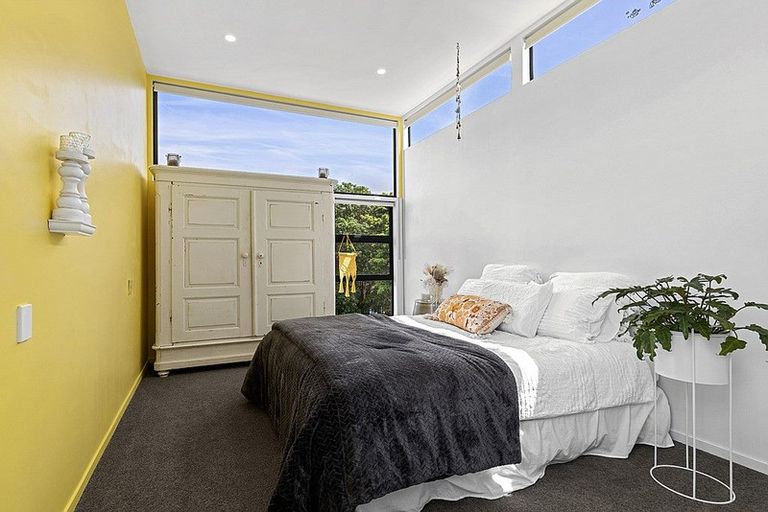 Photo of property in 31 Waipuia Place, Greenhithe, Auckland, 0632